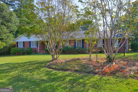 Photo of 205 Decatur Road, McDonough, GA 30253 (MLS # 10672331)
