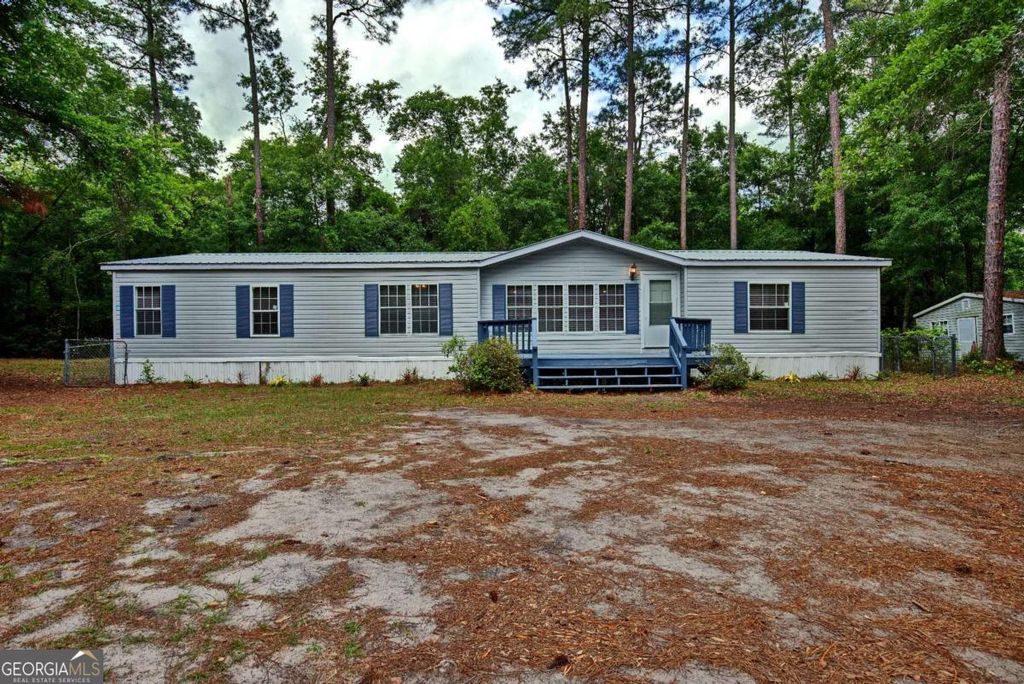 Photo of 102 Palmer Road NE, Ludowici, GA 31316 (MLS # 10756255)