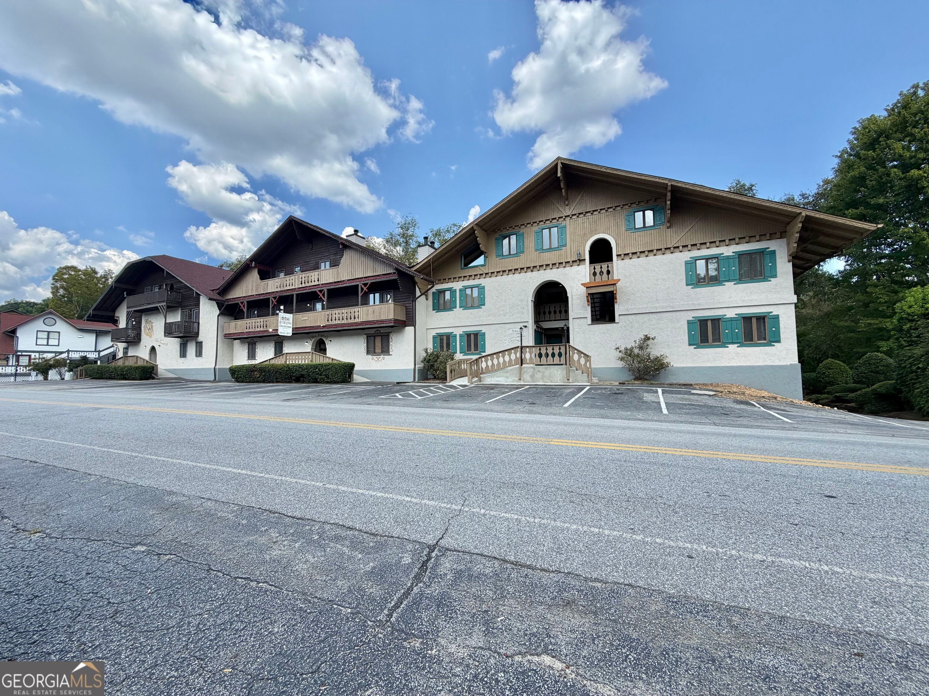 854 Edelweiss Strasse 702