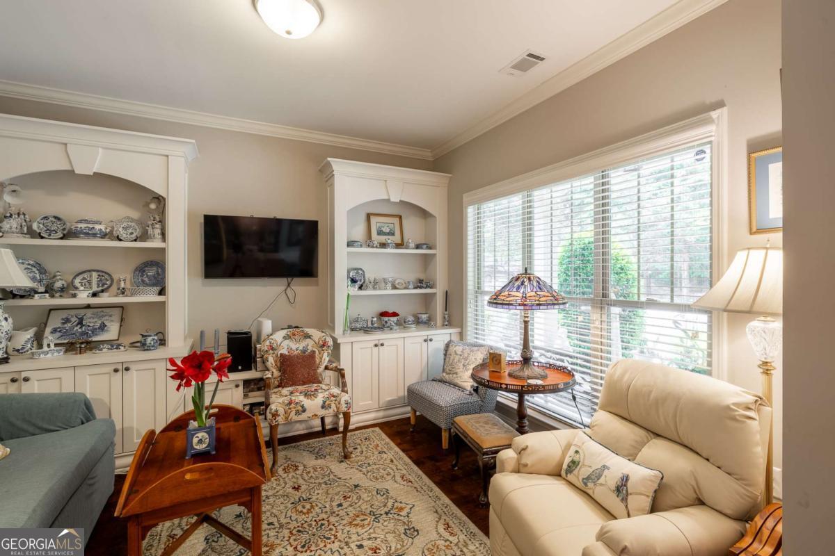 1336 Prince PL