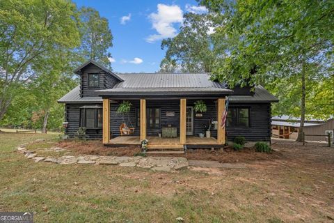 915 Pea Ridge RD Franklin GA 30217