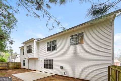 A home in Lithonia