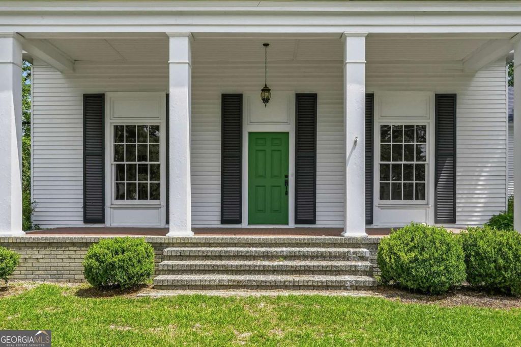 Photo of 709 W Fourth ST, Ocilla, GA 31774 (MLS # 10771542)