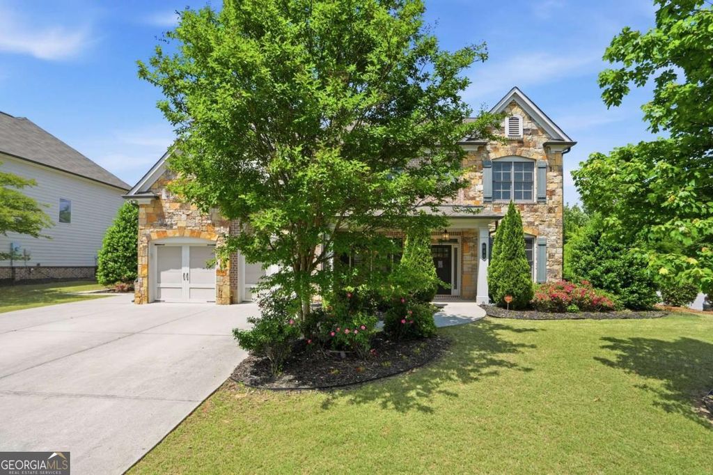 Photo of 340 Blackwell Bend, Alpharetta, GA 30004 (MLS # 10763438)