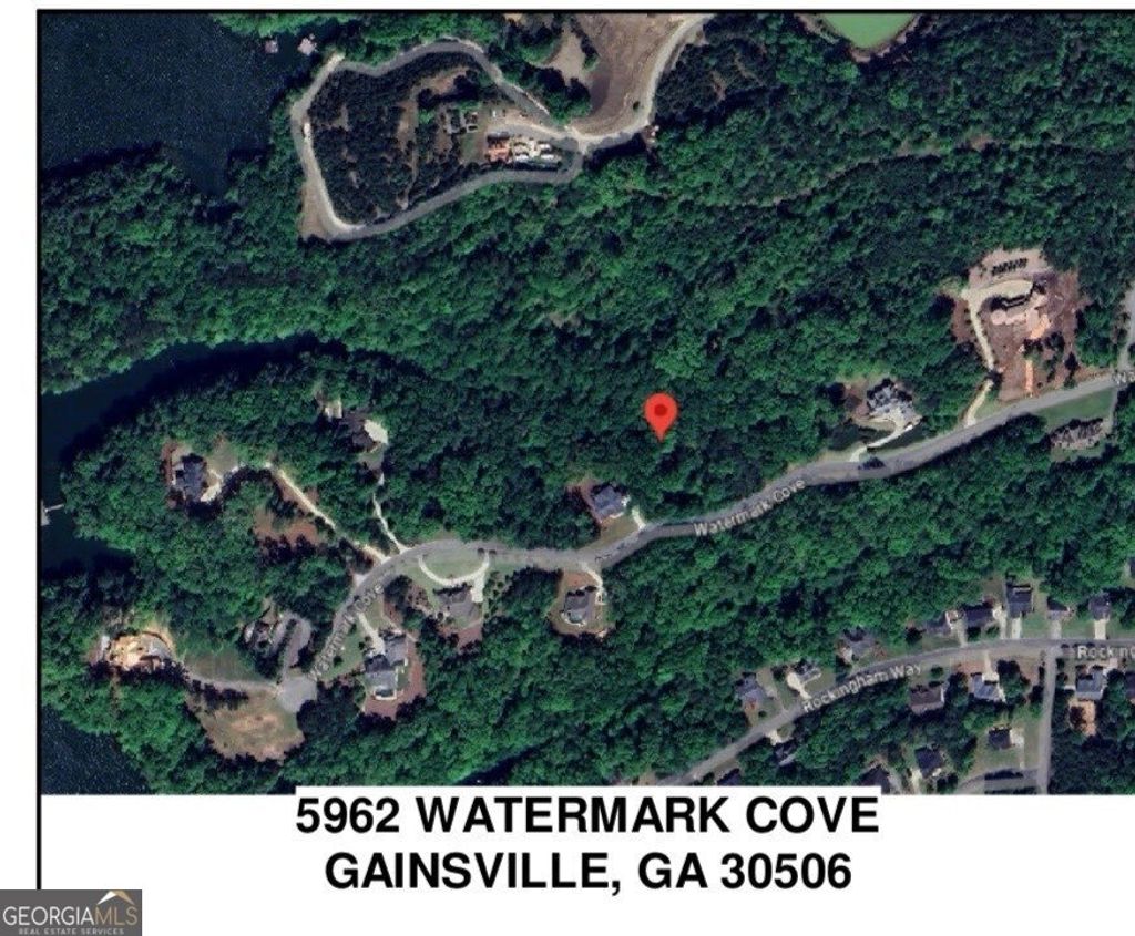 Photo of 5962 Watermark Cove, Gainesville, GA 30506 (MLS # 10755805)