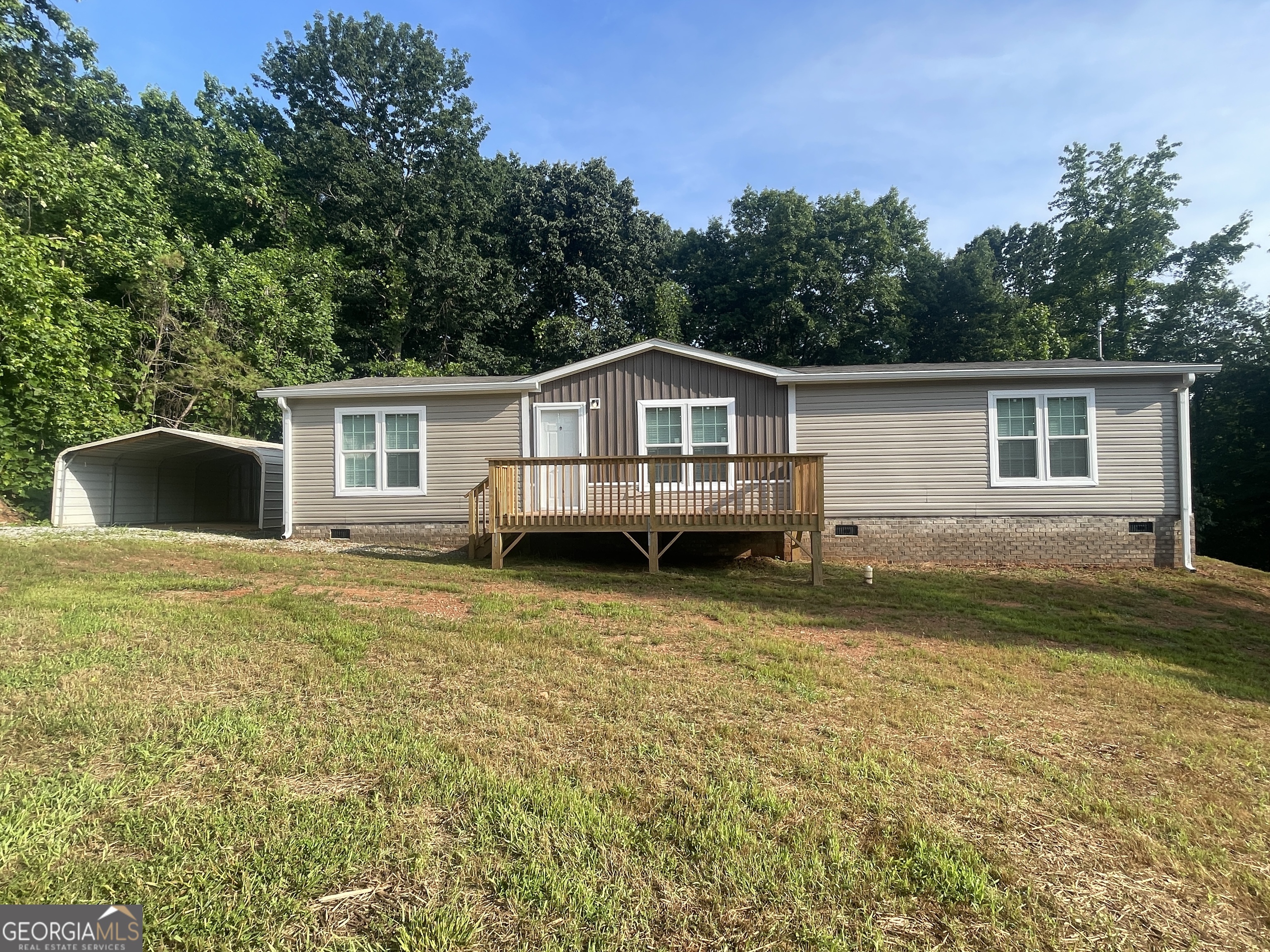 Brand New 3BR/2BA Home on 1 Acre on a private cul-de-sac | No HOA | Quiet Neighborhood Welcome to this beautifully built 2024 home, set on a private 1-acre lot in a quiet, peaceful neighborhood-with no HOA to worry about. Designed for comfort and easy living, this home features a thoughtful layout perfect for families or downsizers seeking single-level living. The spacious master suite includes a private en-suite bathroom with an oversized walk in shower and large walk-in closet, while the two additional bedrooms offer ample space and generous closets. The heart of the home is the bright eat-in kitchen, complete with a walk-in pantry, large kitchen island and brand-new appliances. A separate mudroom and laundry area make everyday routines simple and organized. Enjoy quiet mornings on the front porch. Additional highlights include: Plenty of Off Street Parking, including a Covered parking area Brand new HVAC and Appliances City Water, Habersham EMC, and Septic. Whether you're looking for your first home, your forever home, or the perfect place to slow down and enjoy more space and privacy, this one checks all the boxes. Move-in ready and waiting for you to make it your own! This home qualifies for conventional financing.