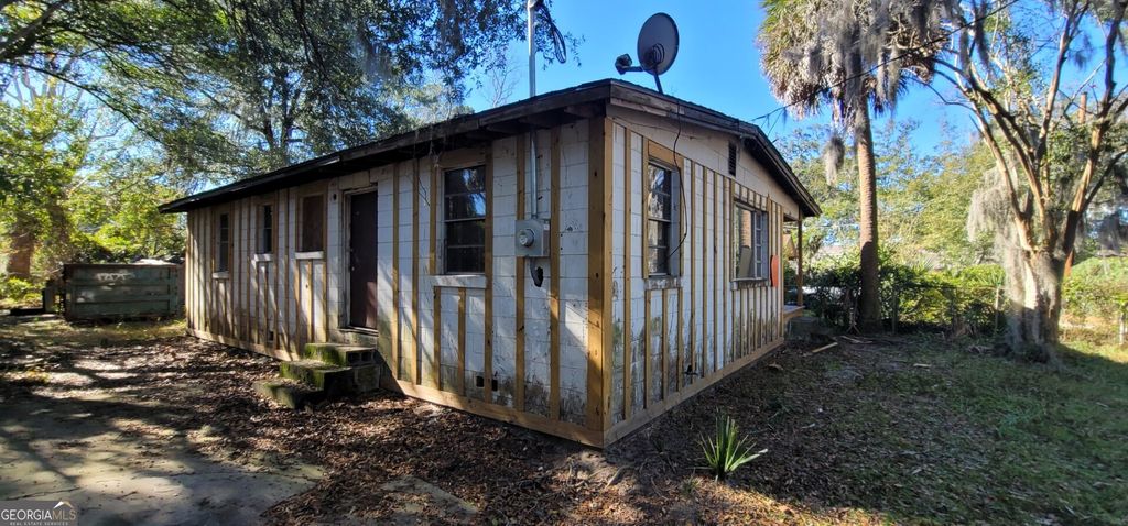 Photo of 2109 Hanson Street, Savannah, GA 31404 (MLS # 10724992)