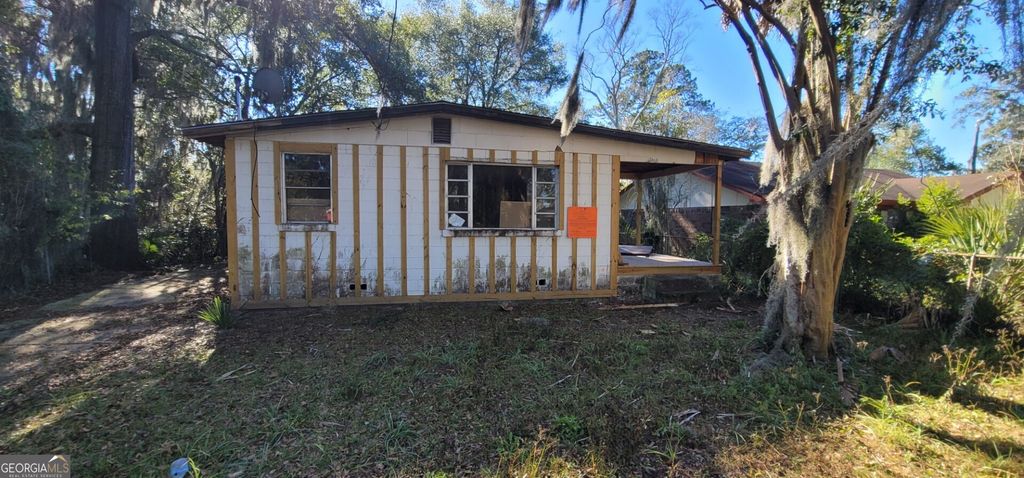 Photo of 2109 Hanson Street, Savannah, GA 31404 (MLS # 10724992)