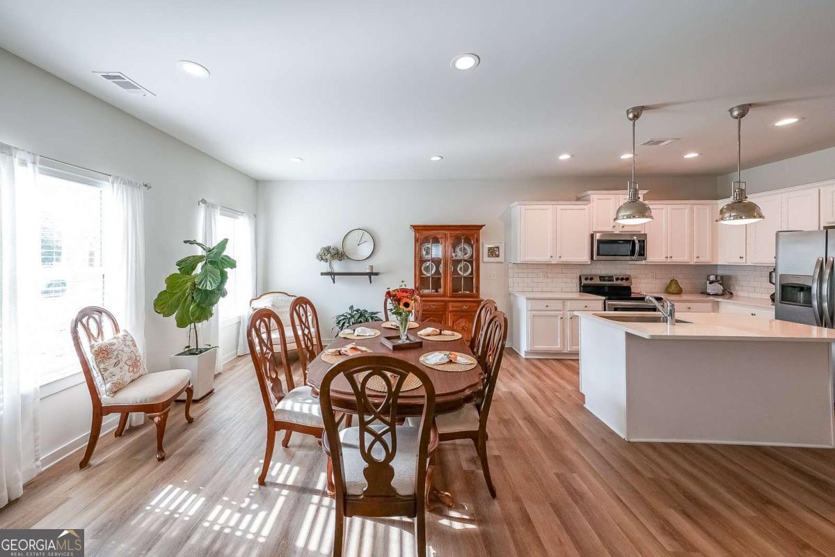 256 Sidney Lanier AVE