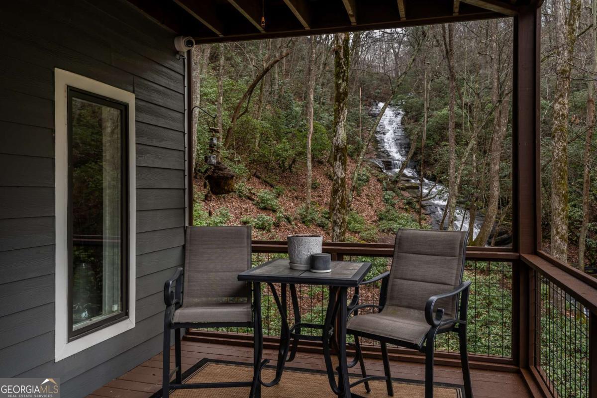 185 Huckleberry Cove RD