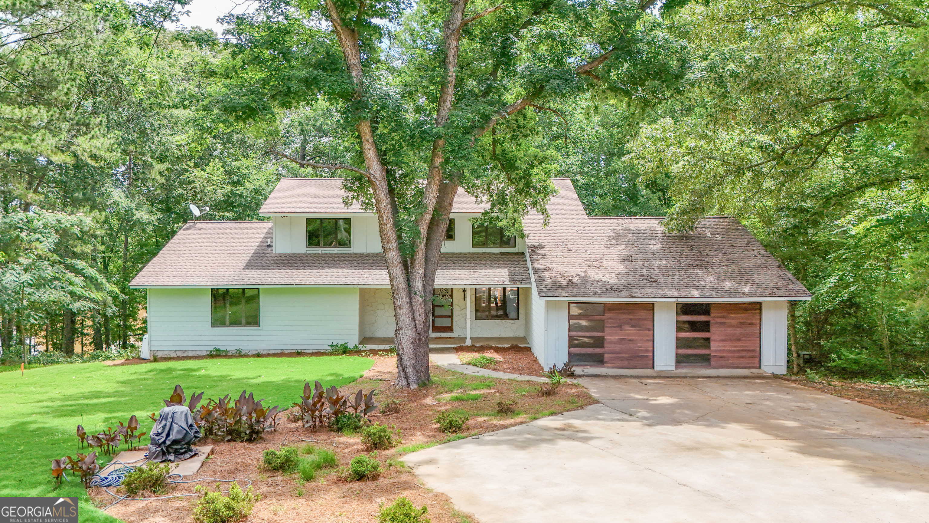 212 Southland DR