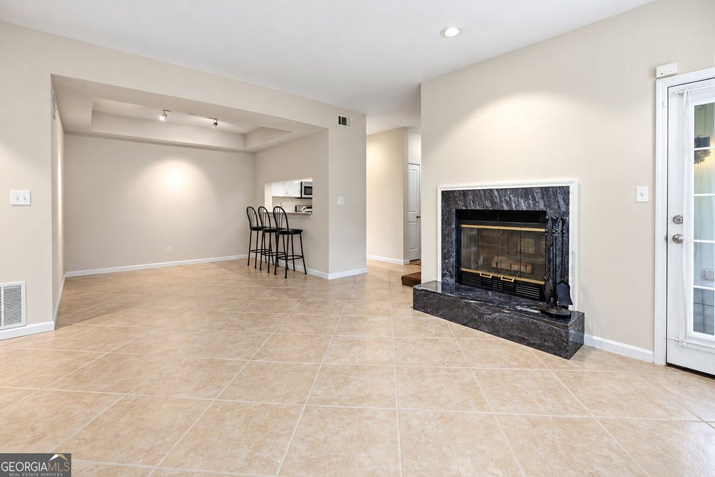 Photo of 240 Renaissance Parkway NE #211, Atlanta, GA 30308 (MLS # 10878933)