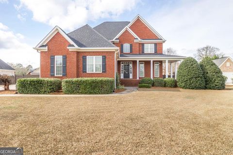 202 Avondale CIR Warner Robins GA 31088