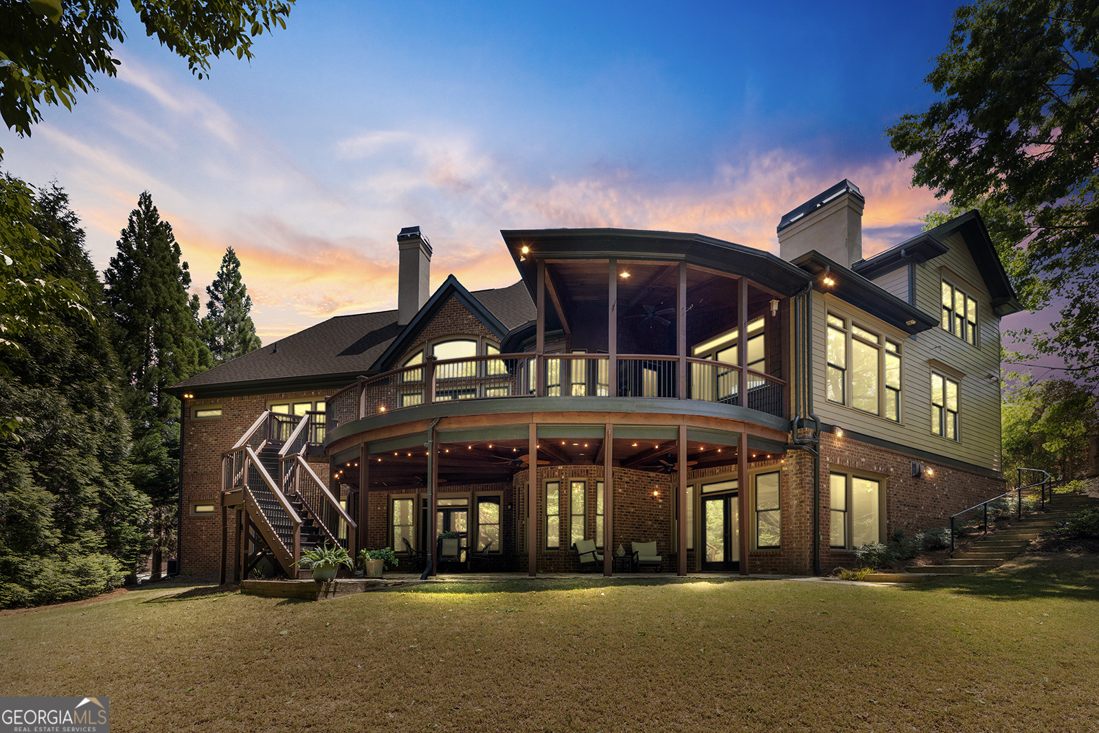 5623 Brendlynn DR