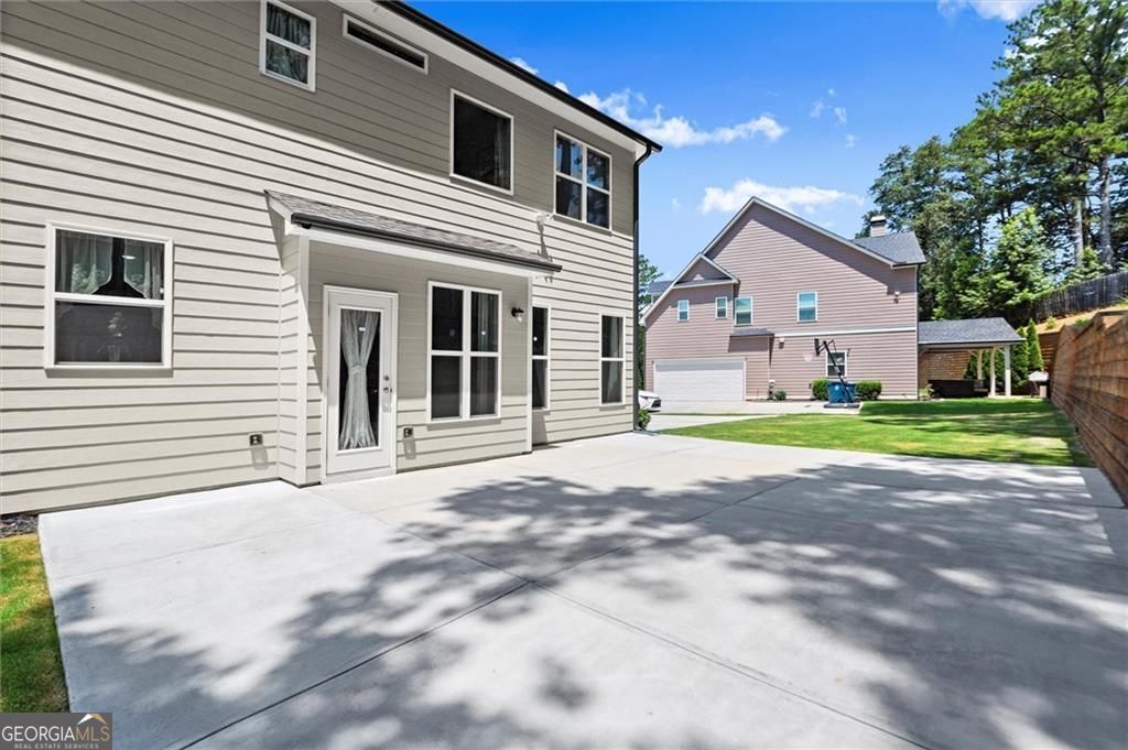 Lawrenceville, Georgia 30044, United States, 4 Bedrooms Bedrooms, ,3 BathroomsBathrooms,Residential,Active,238014