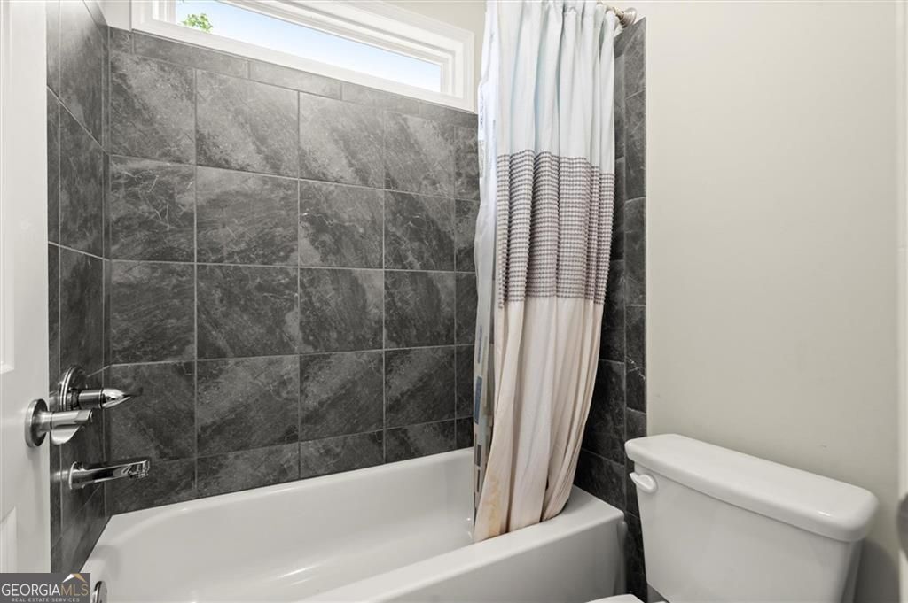 Lawrenceville, Georgia 30044, United States, 4 Bedrooms Bedrooms, ,3 BathroomsBathrooms,Residential,Active,238014