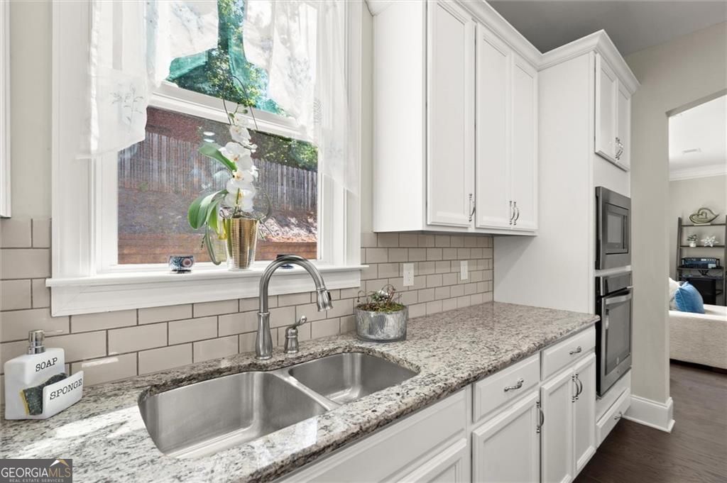 Lawrenceville, Georgia 30044, United States, 4 Bedrooms Bedrooms, ,3 BathroomsBathrooms,Residential,Active,238014