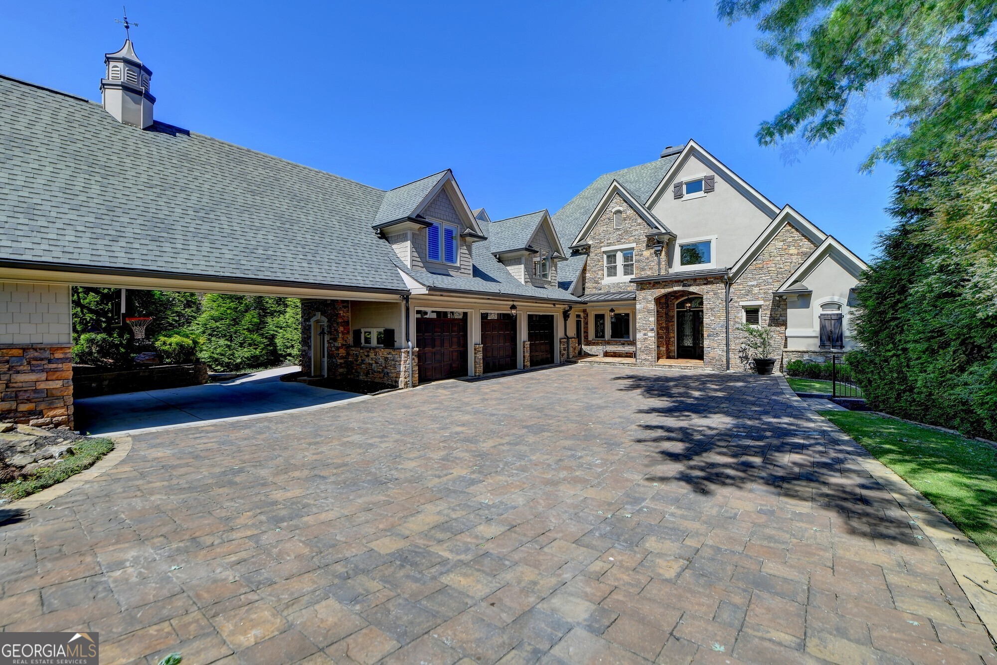 6308 Woodlake DR