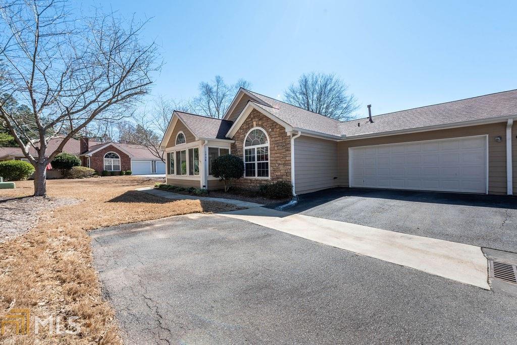 Villas At Kolb Farm - Residential
