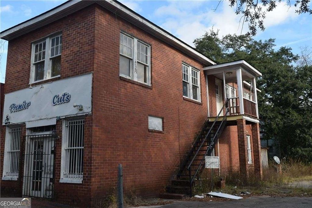Photo of 1910 Martin Luther King Jr Boulevard, Savannah, GA 31401 (MLS # 10670639)