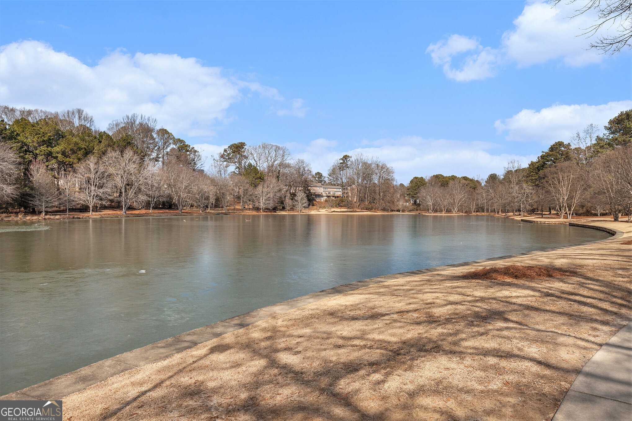 Roswell, Georgia 30076, United States, 2 Bedrooms Bedrooms, ,2 BathroomsBathrooms,Residential,Active,8581