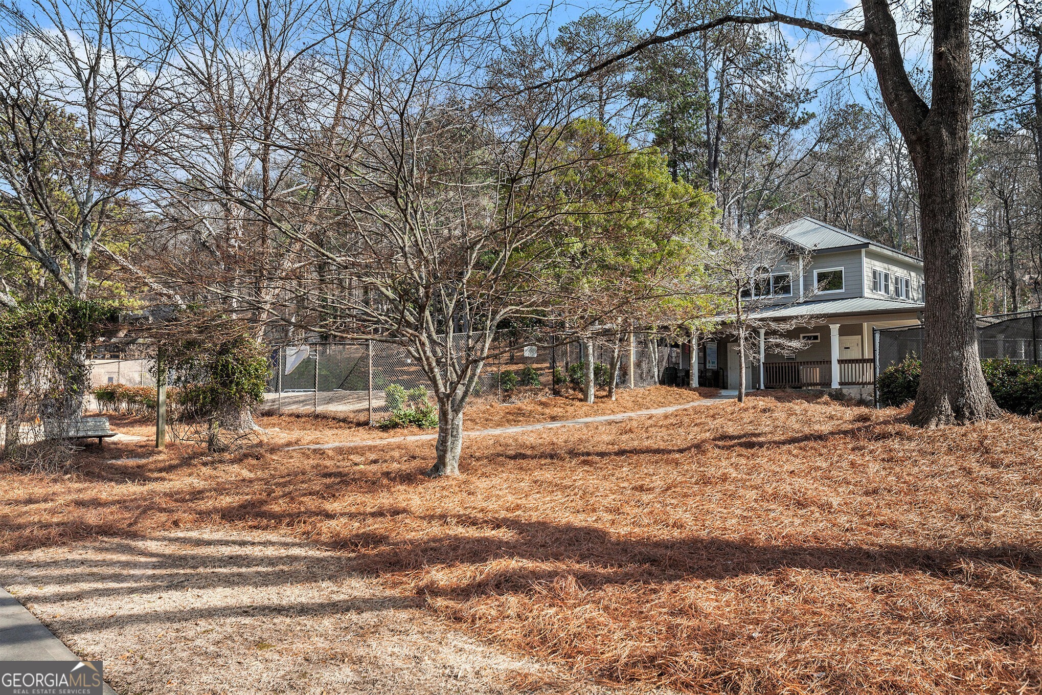 Roswell, Georgia 30076, United States, 2 Bedrooms Bedrooms, ,2 BathroomsBathrooms,Residential,Active,8581