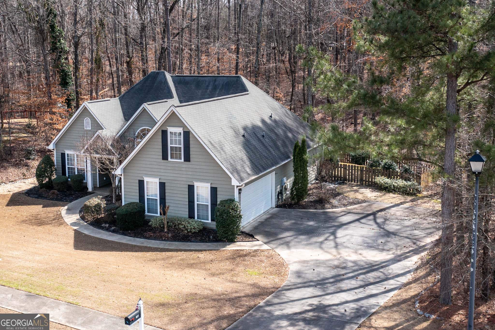 Fayetteville, Georgia 30215, United States, 4 Bedrooms Bedrooms, ,2 BathroomsBathrooms,Residential,Pending,745