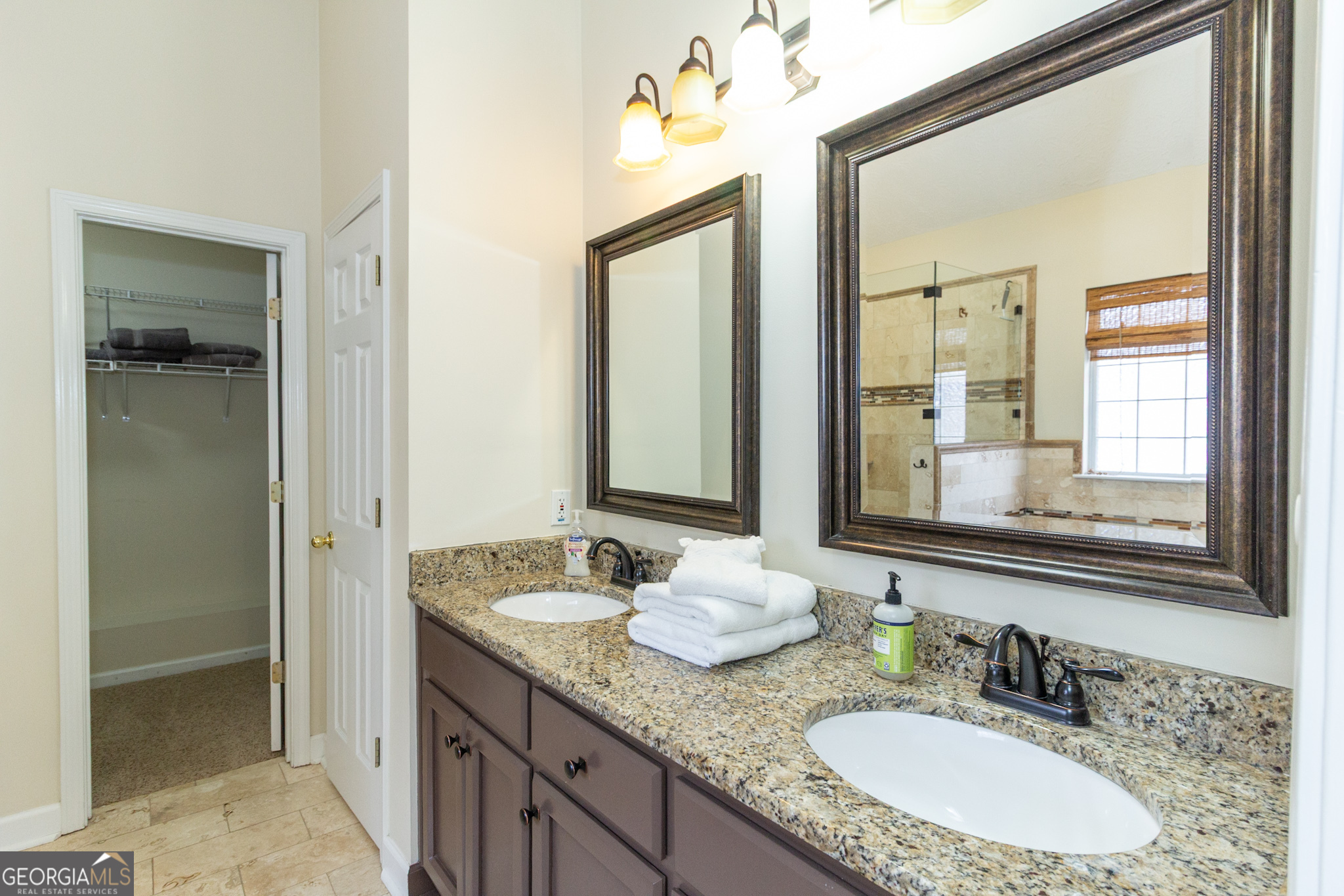 Fayetteville, Georgia 30215, United States, 4 Bedrooms Bedrooms, ,2 BathroomsBathrooms,Residential,Pending,745