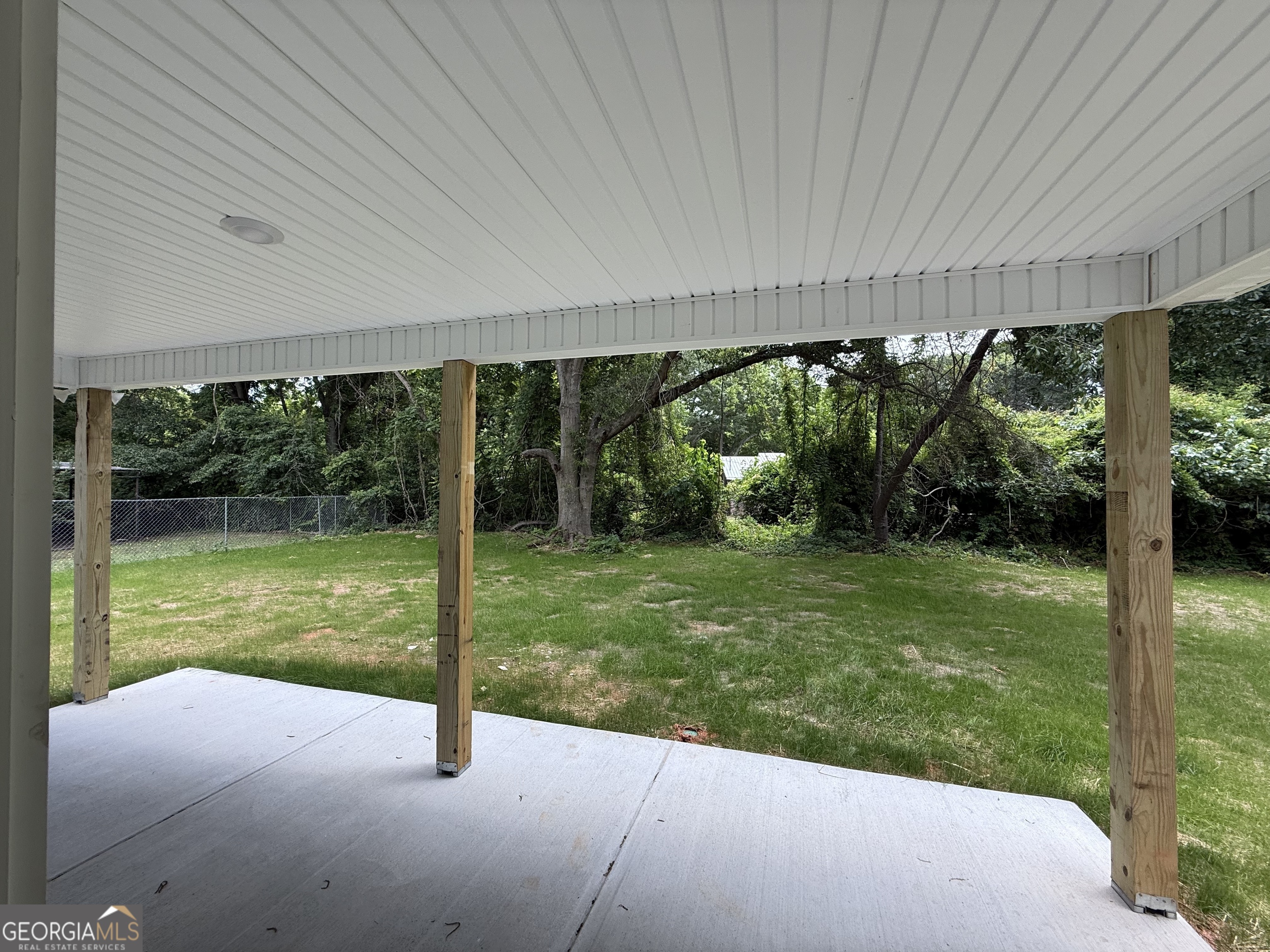 350 Maple ST