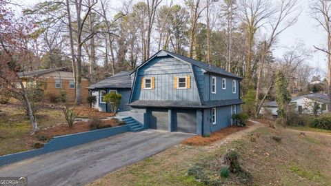 Photo of 300 Woodland Drive, Calhoun, GA 30701 (MLS # 10700715)