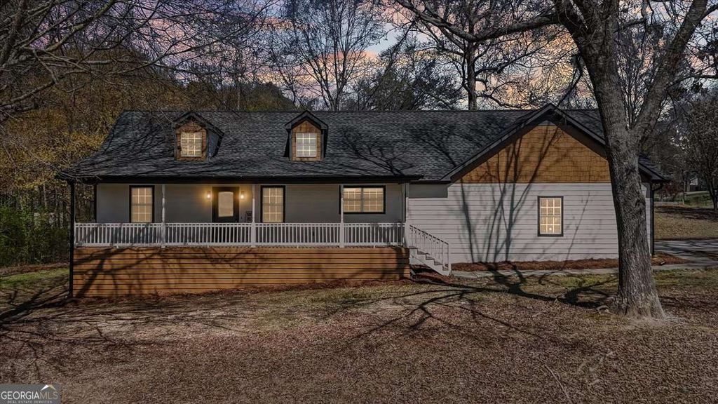 Photo of 101 Doe Lane SE, Calhoun, GA 30701 (MLS # 10711385)