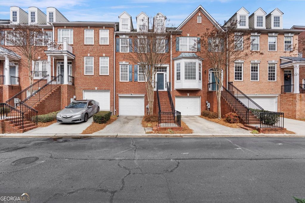 Photo of 1745 Highlands View SE #29, Smyrna, GA 30082 (MLS # 10695899)