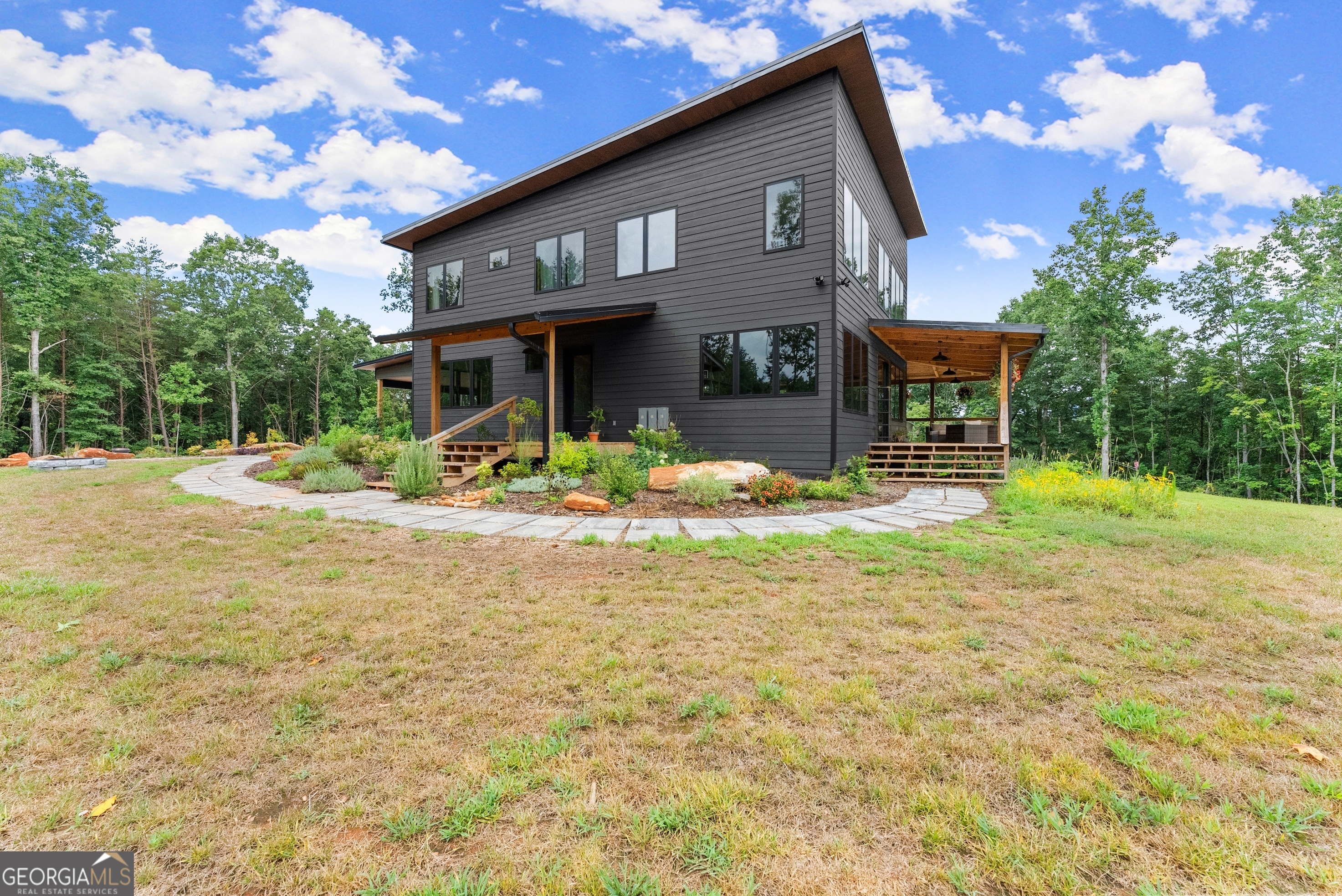 147 Jess Hunt Rd W