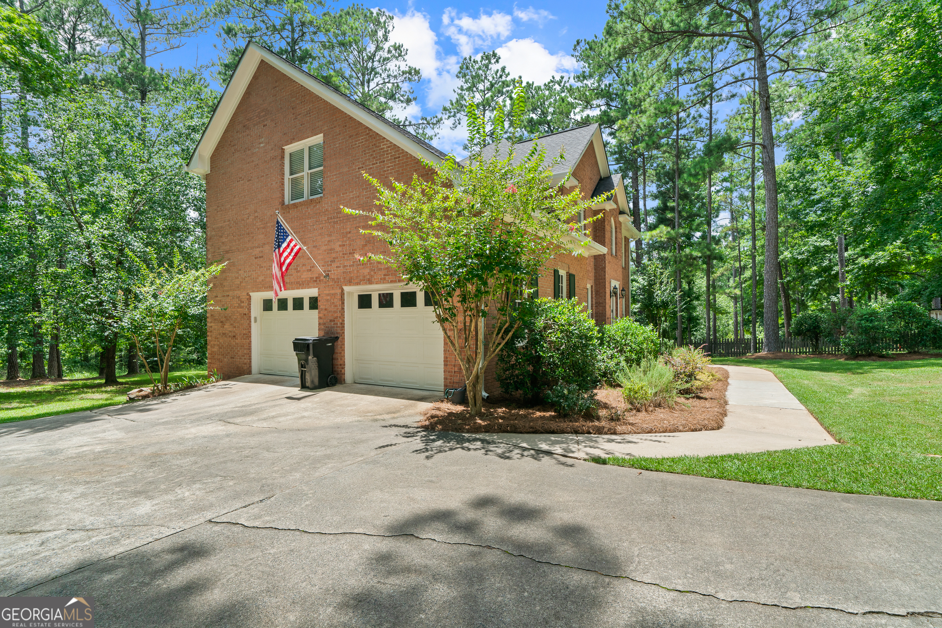 128 Wimbledon LN