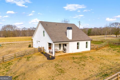 A home in Bowersville