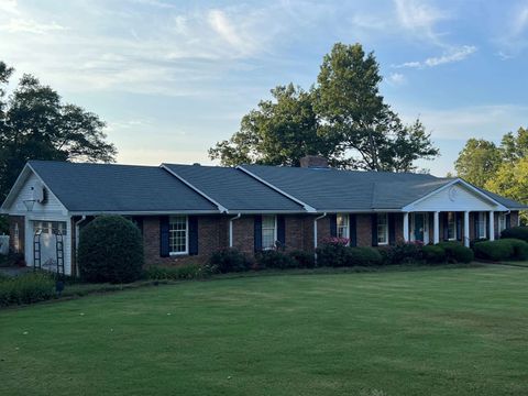 Photo of 122 Saddle Mountain Road SE, Rome, GA 30161 (MLS # 20143721)