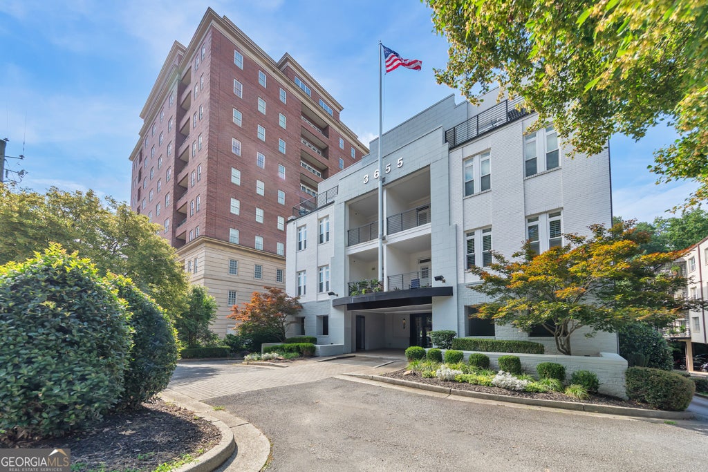 3655 Peachtree RD NE 101