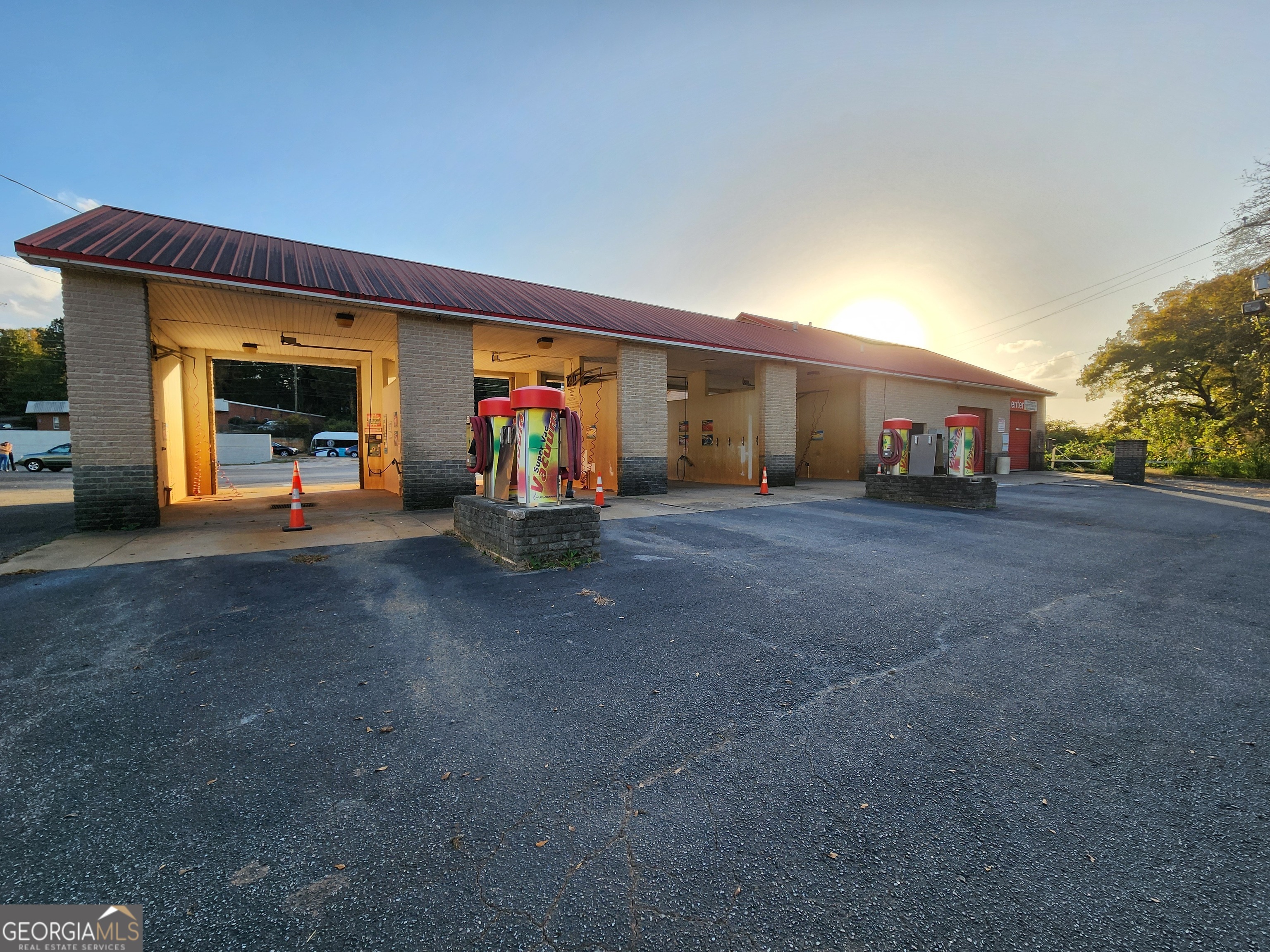 1725 Lexington RD