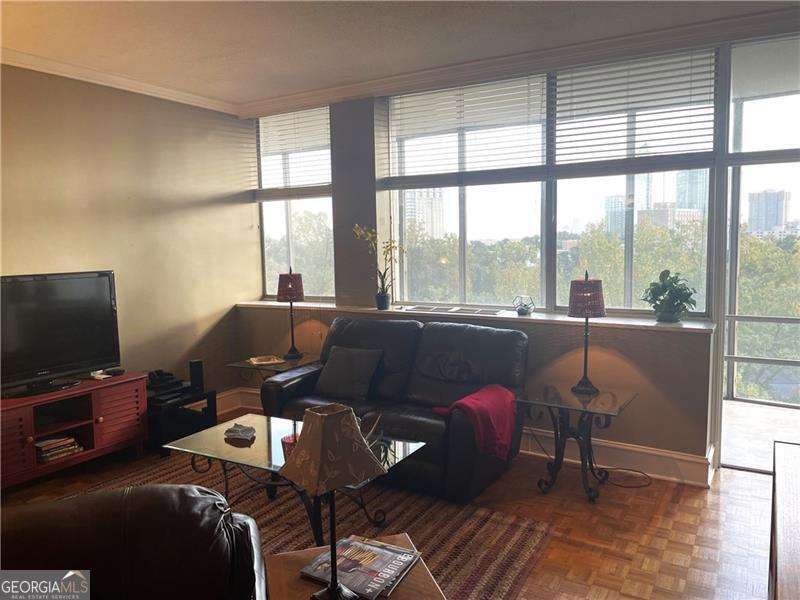 3060 Pharr Court North NW 609