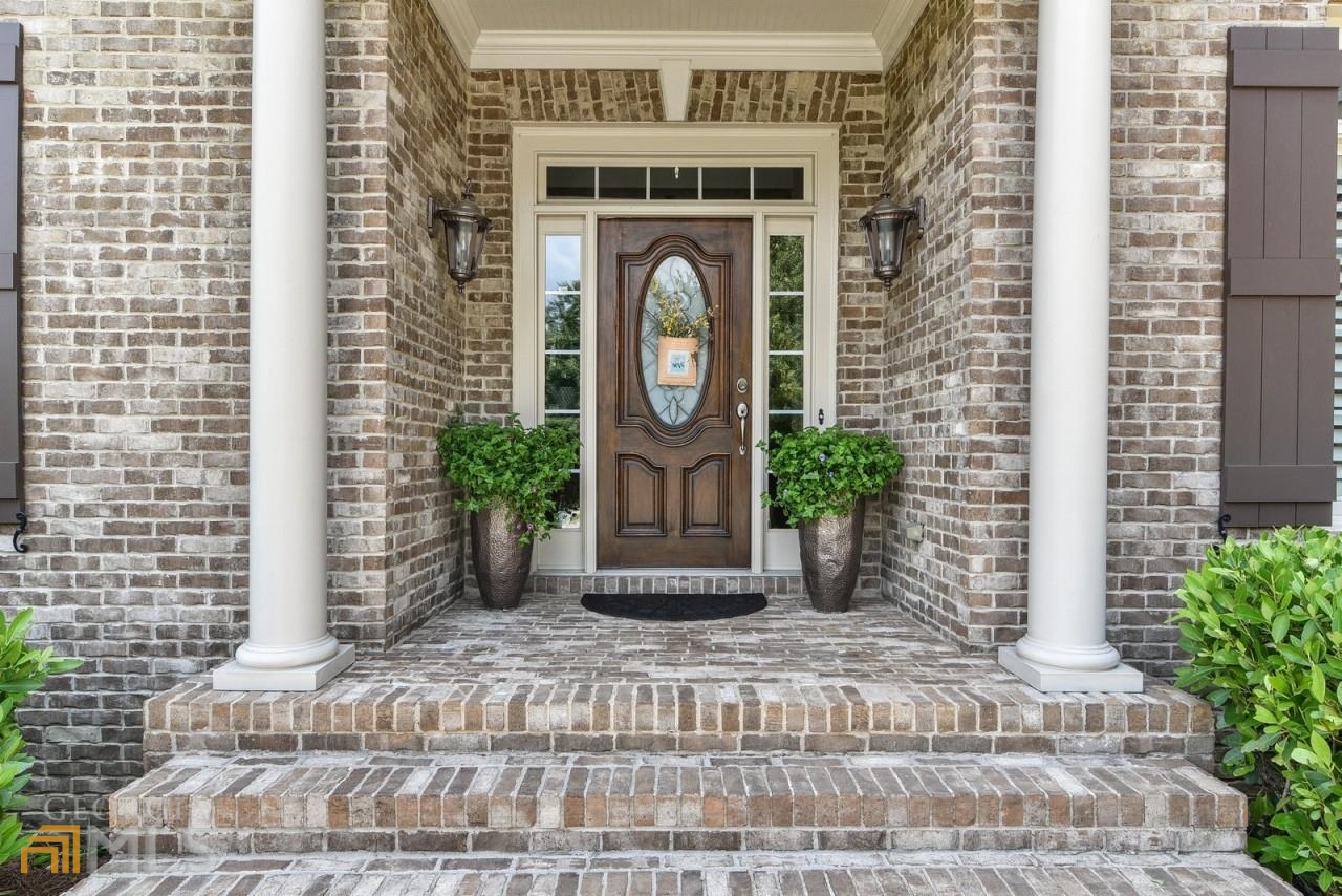 Triple Crown - Residential