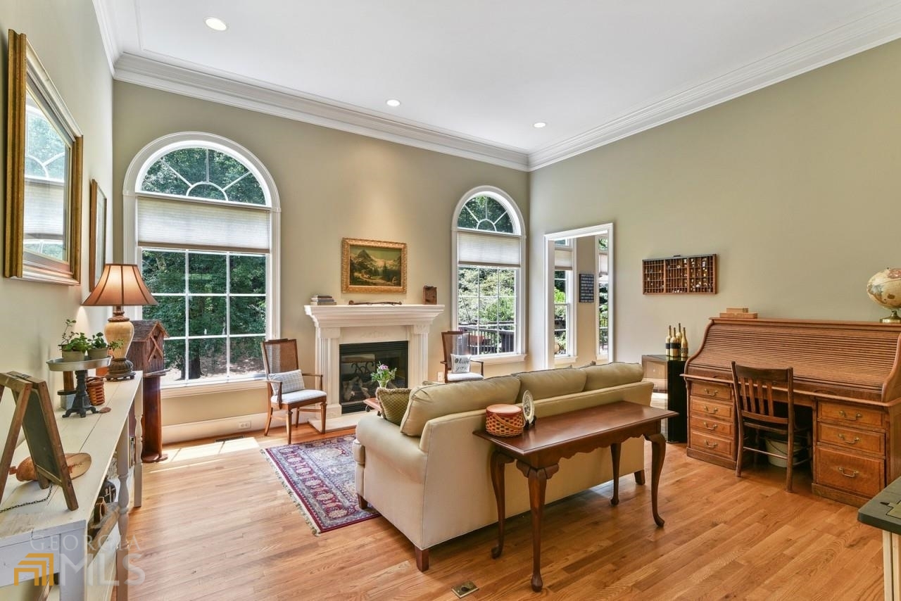 Triple Crown - Residential