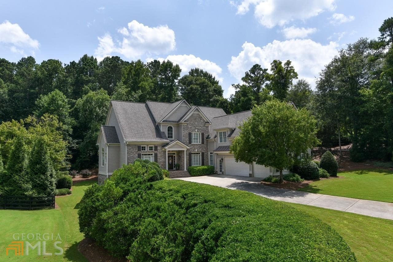 Triple Crown - Residential