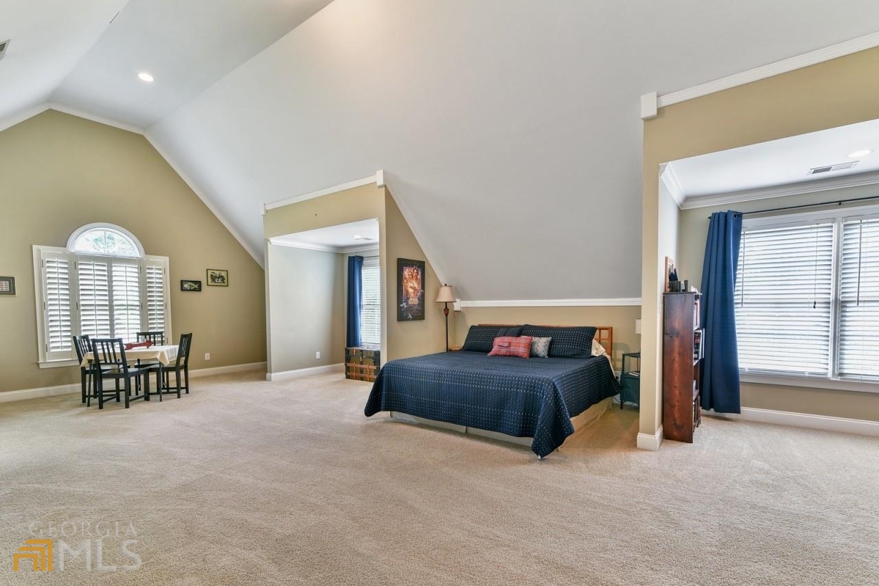 Triple Crown - Residential