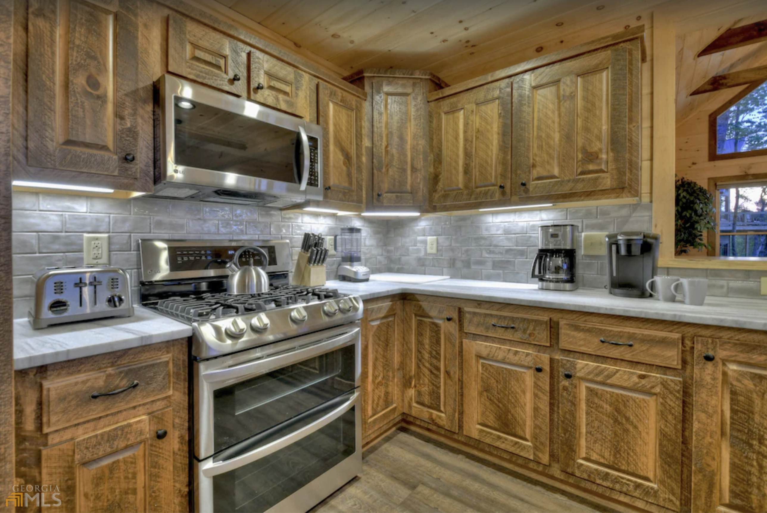 Blue Ridge Escape - Residential
