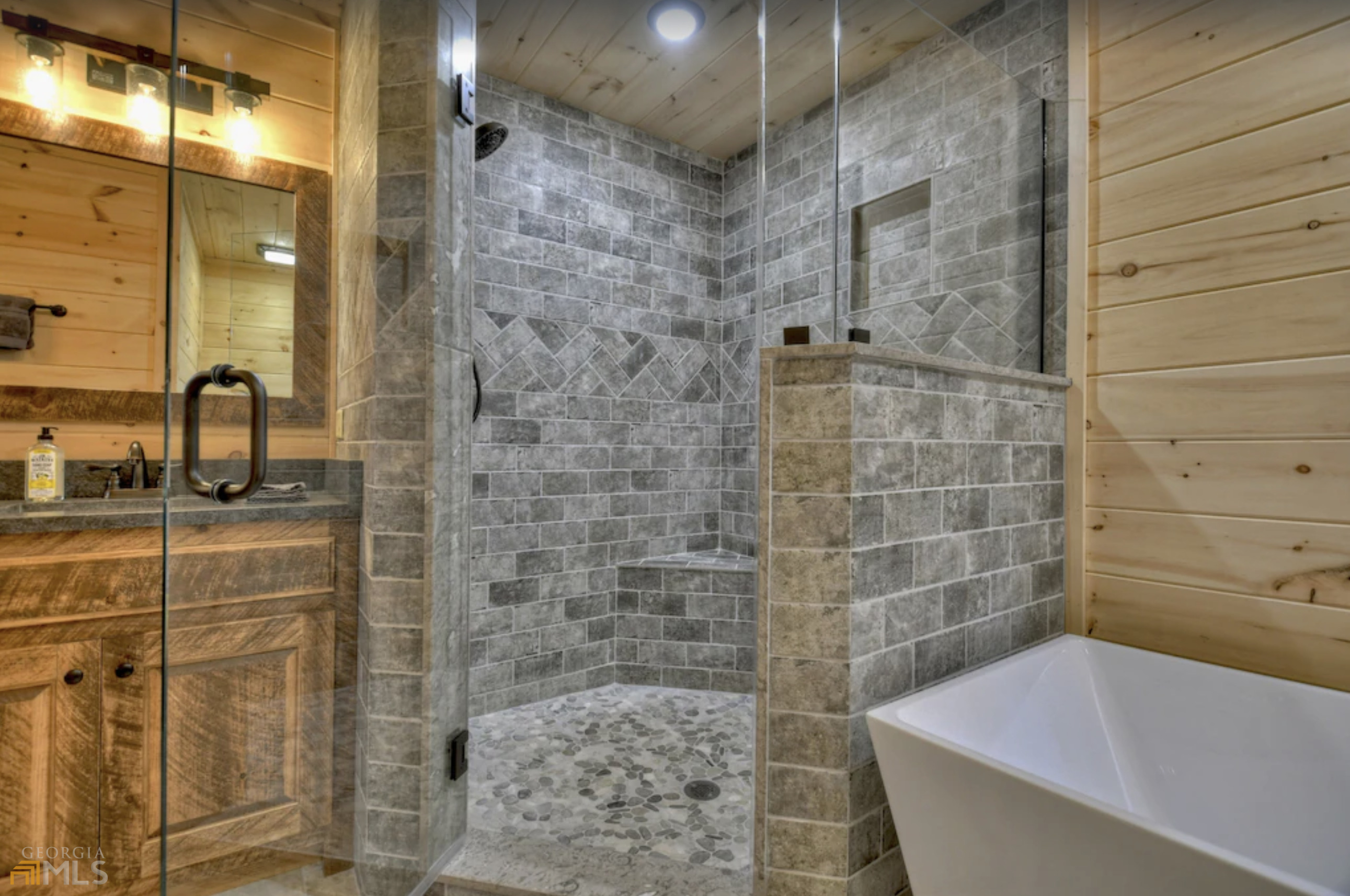 Blue Ridge Escape - Residential