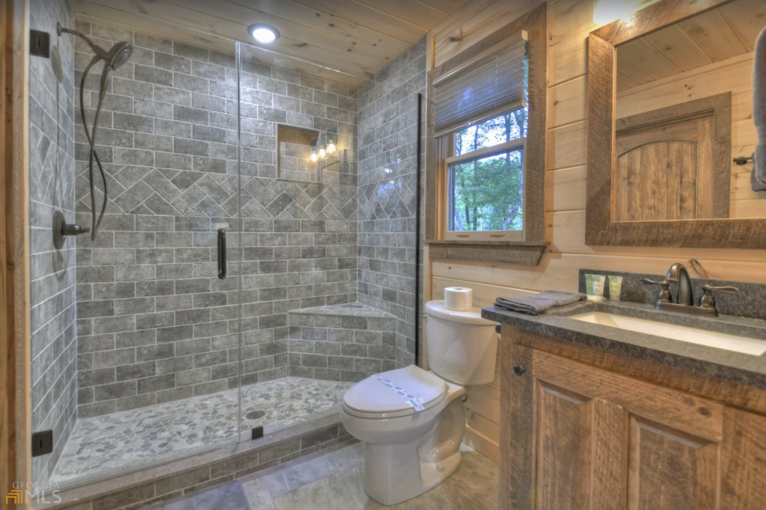 Blue Ridge Escape - Residential