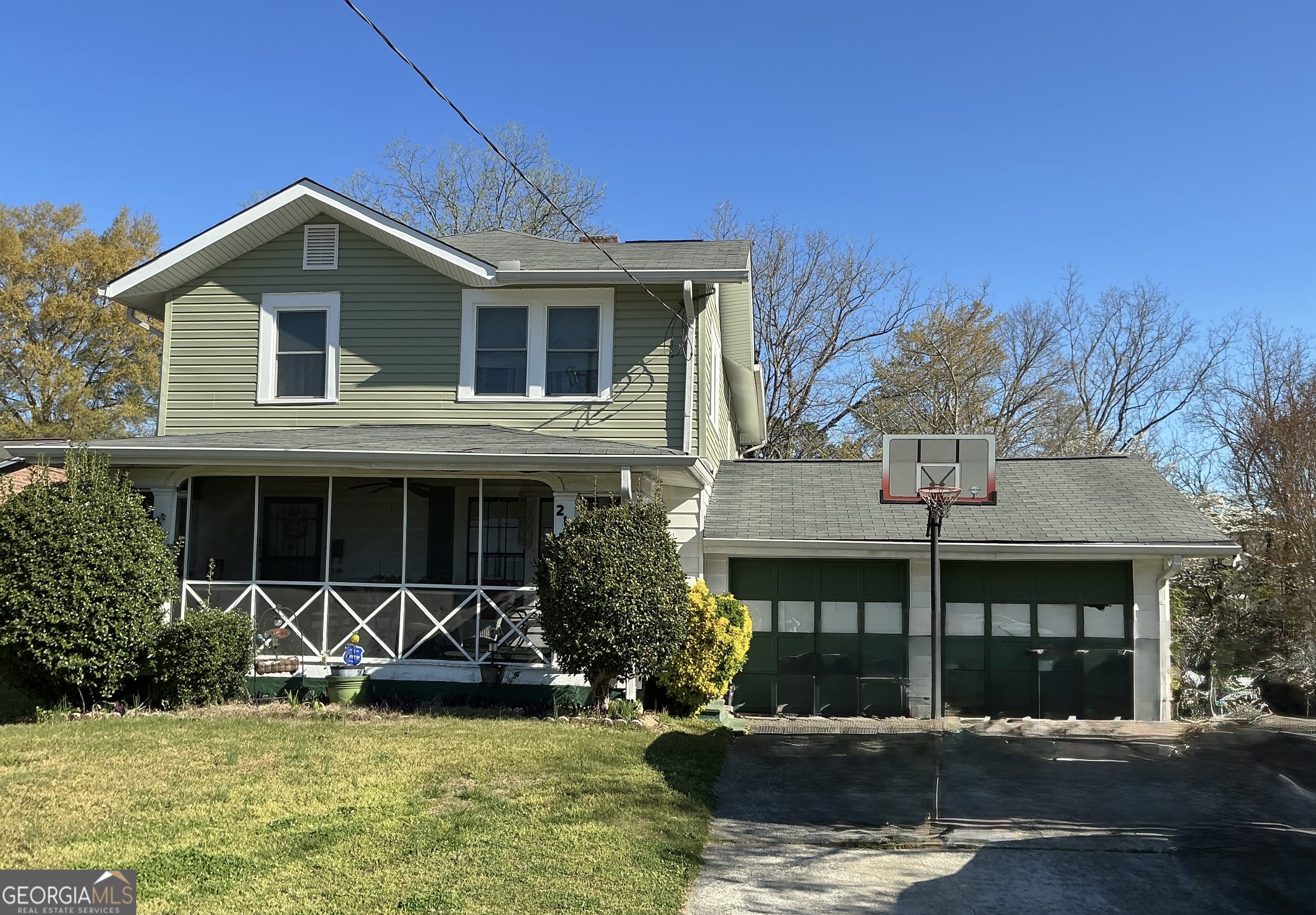 217 Montgomery ST NE