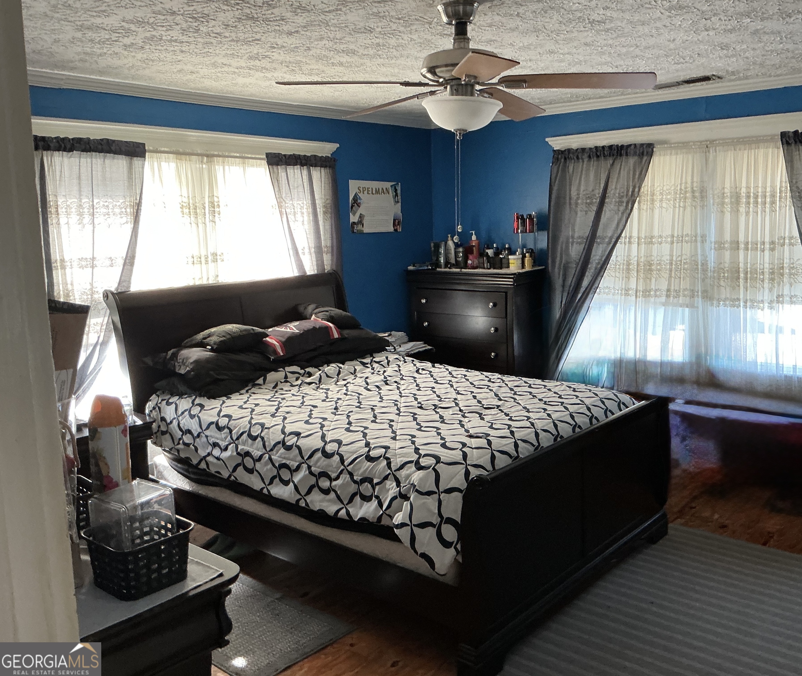 217 Montgomery ST NE