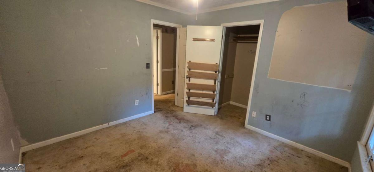 Victoria Downs - Residential