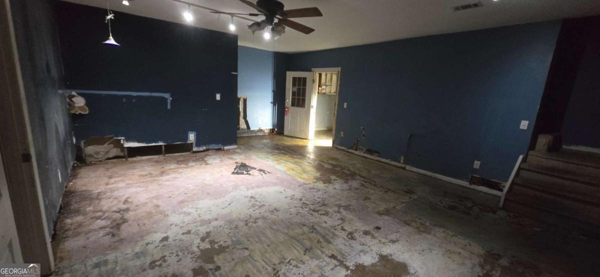 Victoria Downs - Residential